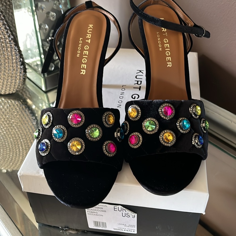 Brand New Kurt Geiger, Octavia Sandal